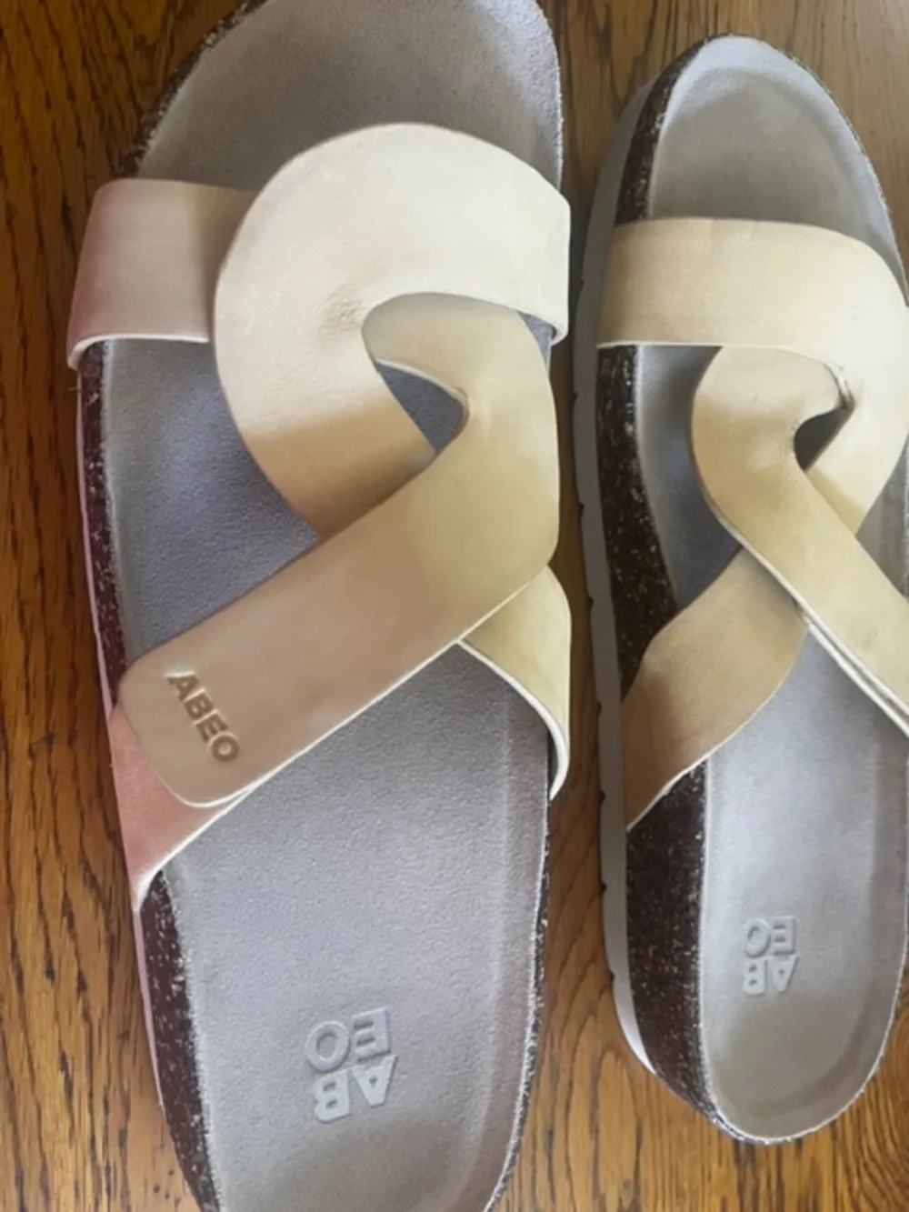 Women's ABEO Lizzy - Metatarsal Vanilla Leather Slide Sandals 11 - EUC